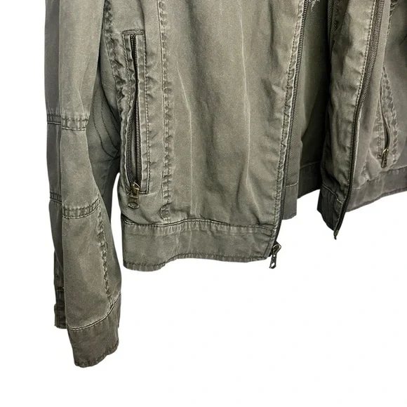 Guess Men’s Jacket with Detachable Hoodie Size XL - Picture 8 of 14